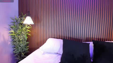 Flor online show from March 2025 01:47:01 AM