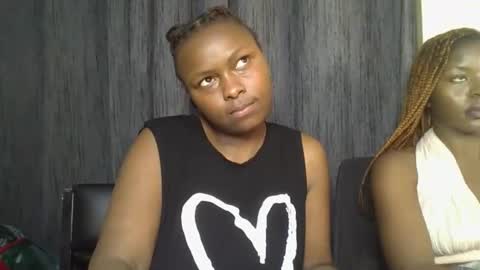 naughty_jazmine online show from October 2025 05:37:01 PM