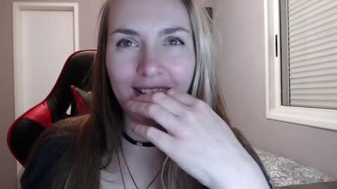 Snapshot of naughty_popa chatting on January 2025 03:02:01 AM Ann online show from January 2025 03:02:01 AM