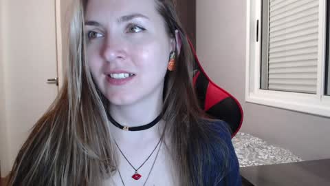 Snapshot of naughty_popa chatting on January 2025 06:03:02 AM Ann online show from January 2025 06:03:02 AM