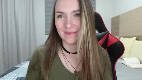 Snapshot of naughty_popa chatting on October 2025 02:44:01 AM Ann online show from October 2025 02:44:01 AM