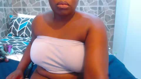 Snapshot of naughtyanal19 chatting on December 2024 10:49:02 PM zandy online show from December 2024 10:49:02 PM