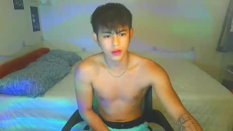 Snapshot of naughtyboylouie chatting on September 2025 11:48:01 AM Loue online show from September 2025 11:48:01 AM