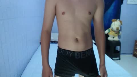 naughtyboytoni online show from October 2025 03:34:02 AM