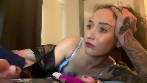 Snapshot of naughtycoupleweare chatting on July 2026 05:16:02 AM naughtycoupleweare online show from July 2026 05:16:02 AM