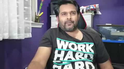 Snapshot of naughtydesicock chatting on January 2025 01:17:01 AM sakhtlaundaz online show from January 2025 01:17:01 AM