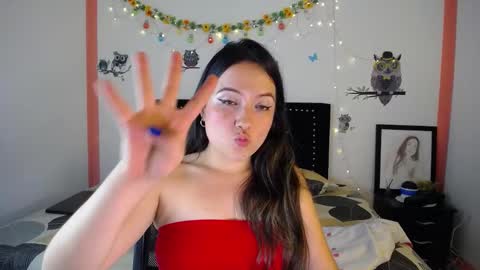 Valeria  online show from December 2024 10:18:02 PM