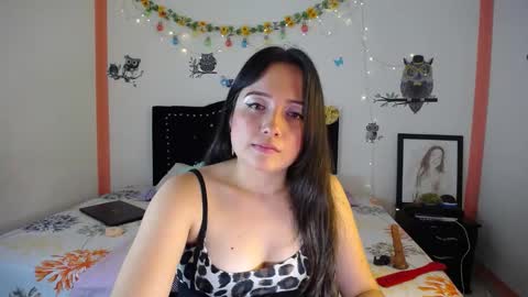 Valeria  online show from February 2025 06:13:02 PM