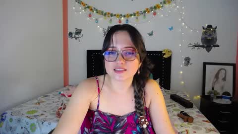Valeria  online show from February 2025 08:20:02 PM