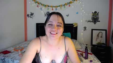 Valeria  online show from March 2025 10:53:01 PM