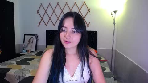 Valeria  online show from September 2025 01:20:01 AM