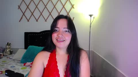 Valeria  online show from October 2025 05:35:01 PM