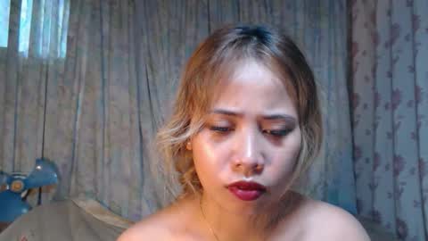 Snapshot of naughtyhotsexyjean chatting on May 2026 04:50:01 AM miss jean online show from May 2026 04:50:01 AM