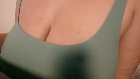 Snapshot of naughtyintheoffice chatting on December 2024 11:49:01 PM Mrs. S online show from December 2024 11:49:01 PM