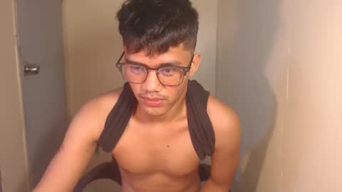 Josh online show from November 2025 08:30:02 PM