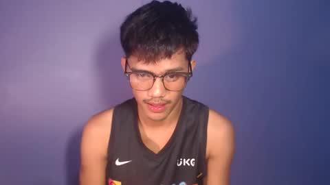 Snapshot of naughtyjosh_ chatting on April 2026 05:40:01 AM Josh online show from April 2026 05:40:01 AM