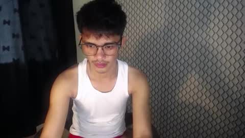 Snapshot of naughtyjosh_ chatting on April 2026 06:05:01 AM Josh online show from April 2026 06:05:01 AM