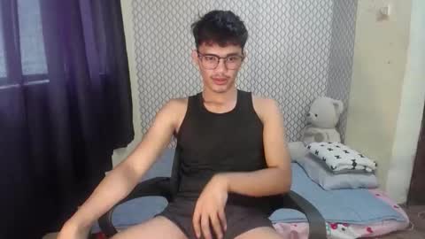 Snapshot of naughtyjosh_ chatting on April 2026 04:30:01 AM Josh online show from April 2026 04:30:01 AM