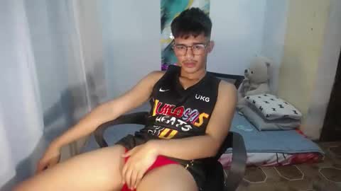 Snapshot of naughtyjosh_ chatting on April 2026 12:40:02 PM Josh online show from April 2026 12:40:02 PM