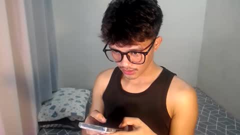 Snapshot of naughtyjosh_ chatting on June 2026 06:25:01 AM Josh online show from June 2026 06:25:01 AM