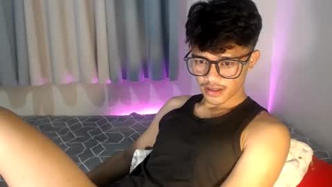 Snapshot of naughtyjosh_ chatting on July 2026 06:28:01 PM Josh online show from July 2026 06:28:01 PM