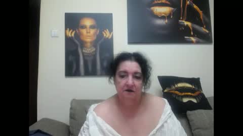 Snapshot of naughtykorin chatting on April 2026 09:39:01 PM korin online show from April 2026 09:39:01 PM