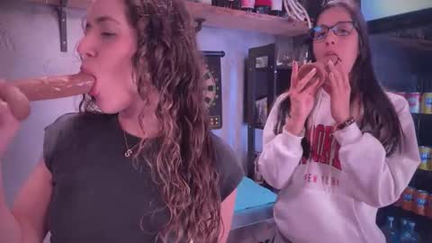 ANDREA STEPH  MIKE online show from February 2025 08:42:01 PM