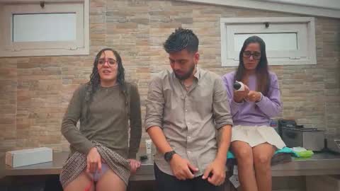 ANDREA STEPH  MIKE online show from September 2025 08:14:01 AM