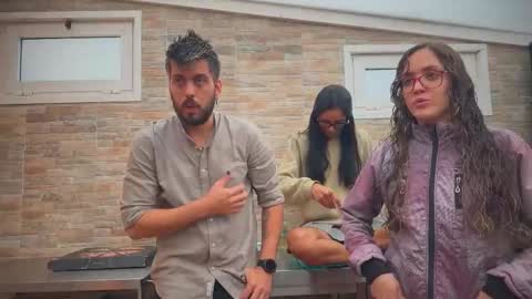 ANDREA STEPH  MIKE online show from September 2025 08:41:02 AM