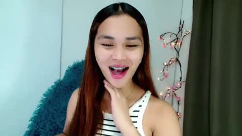 Snapshot of naughtymuse_ chatting on February 2026 08:27:01 PM ELISE online show from February 2026 08:27:01 PM