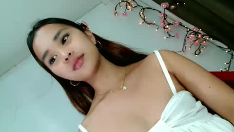 Snapshot of naughtymuse_ chatting on March 2026 06:20:02 AM ELISE online show from March 2026 06:20:02 AM