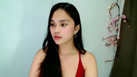 Snapshot of naughtymuse_ chatting on April 2026 10:09:01 AM ELISE online show from April 2026 10:09:01 AM