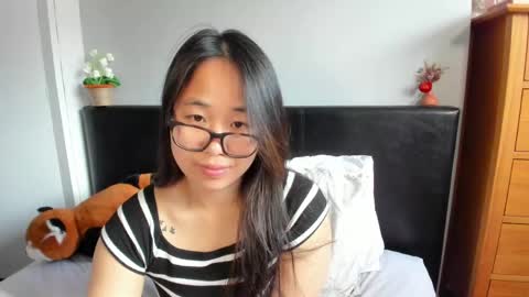 Snapshot of naughtynerdygirl chatting on March 2026 03:39:01 PM Gigi Chu online show from March 2026 03:39:01 PM