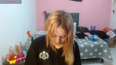 naughtyplayass online show from January 2025 10:02:01 AM