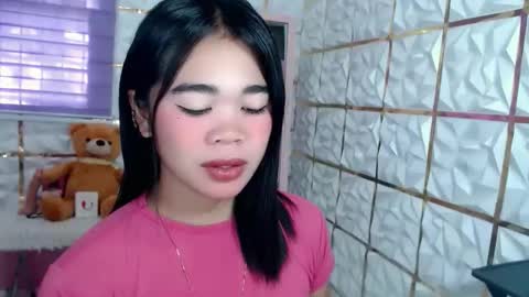 Snapshot of naughtyprincessmae chatting on May 2026 12:39:02 AM PrincessMae online show from May 2026 12:39:02 AM