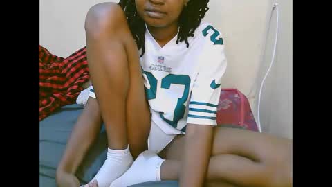 naughtyqueen online show from November 2025 07:40:01 AM