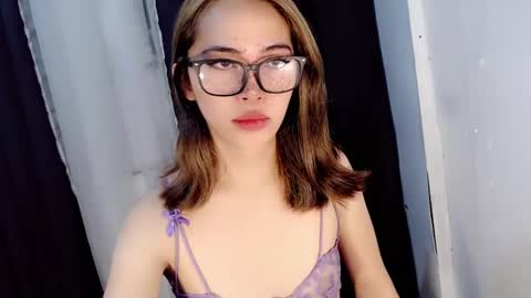 Snapshot of naughtysassymikaylax chatting on January 2025 10:45:01 AM Kyla online show from January 2025 10:45:01 AM