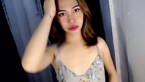 Snapshot of naughtysassymikaylax chatting on January 2025 04:51:02 PM Kyla online show from January 2025 04:51:02 PM