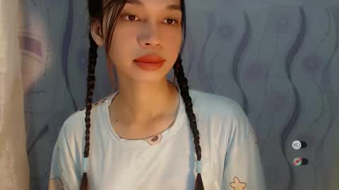 Snapshot of naughtysunshinepinay chatting on March 2026 12:36:02 AM Celine online show from March 2026 12:36:02 AM