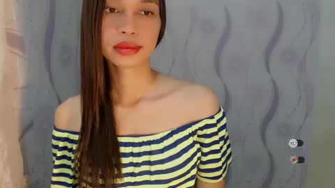 Snapshot of naughtysunshinepinay chatting on March 2026 01:43:02 AM Celine online show from March 2026 01:43:02 AM