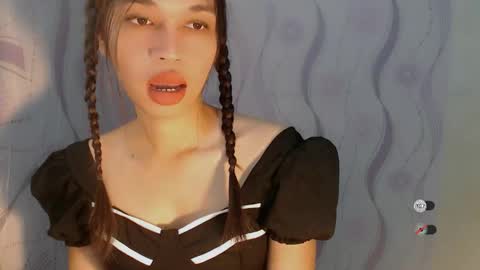 Snapshot of naughtysunshinepinay chatting on April 2026 01:11:02 AM Celine online show from April 2026 01:11:02 AM