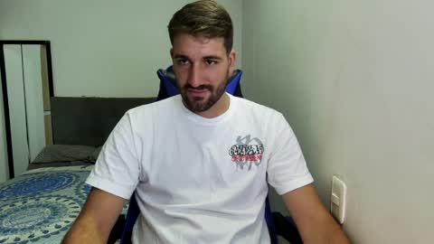 Snapshot of naugthy18boy chatting on April 2026 05:10:01 PM Nico online show from April 2026 05:10:01 PM