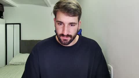 Snapshot of naugthy18boy chatting on April 2026 07:32:01 PM Nico online show from April 2026 07:32:01 PM