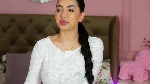 Snapshot of naugthymilfx chatting on April 2026 04:11:01 AM Nico online show from April 2026 04:11:01 AM