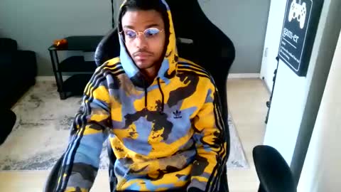 Snapshot of navonimoo chatting on February 2026 11:01:02 PM navonimoo online show from February 2026 11:01:02 PM