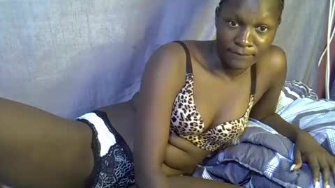 Snapshot of navy_kaia chatting on April 2026 01:58:02 AM sexylover online show from April 2026 01:58:02 AM