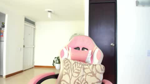 Nayah Williams  - OnlyFans  online show from November 2025 06:30:01 PM