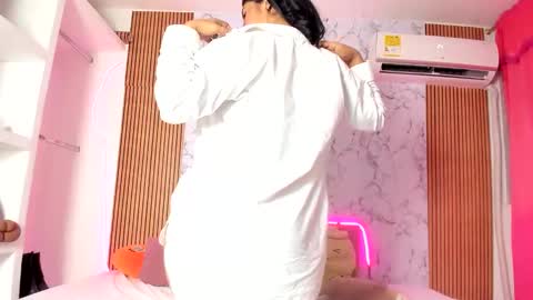 Snapshot of nayara_edem chatting on April 2026 04:46:01 AM nayara online show from April 2026 04:46:01 AM