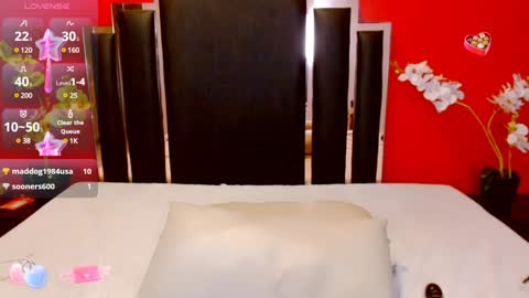 Snapshot of nayla_garner chatting on February 2025 08:06:02 PM Lady Nayla online show from February 2025 08:06:02 PM