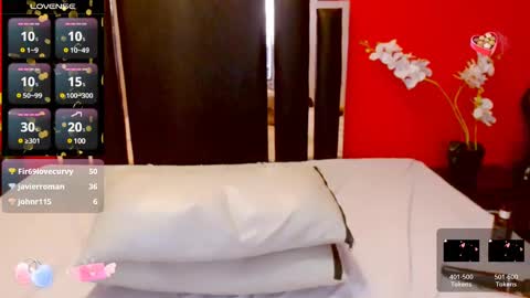 Snapshot of nayla_garner chatting on February 2025 10:09:01 PM Lady Nayla online show from February 2025 10:09:01 PM